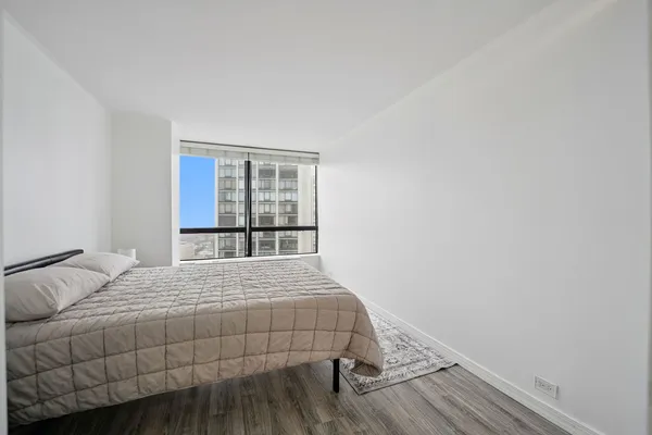 $205,000 | 5415 North Sheridan Road, Unit 3008, Chicago, IL 60640