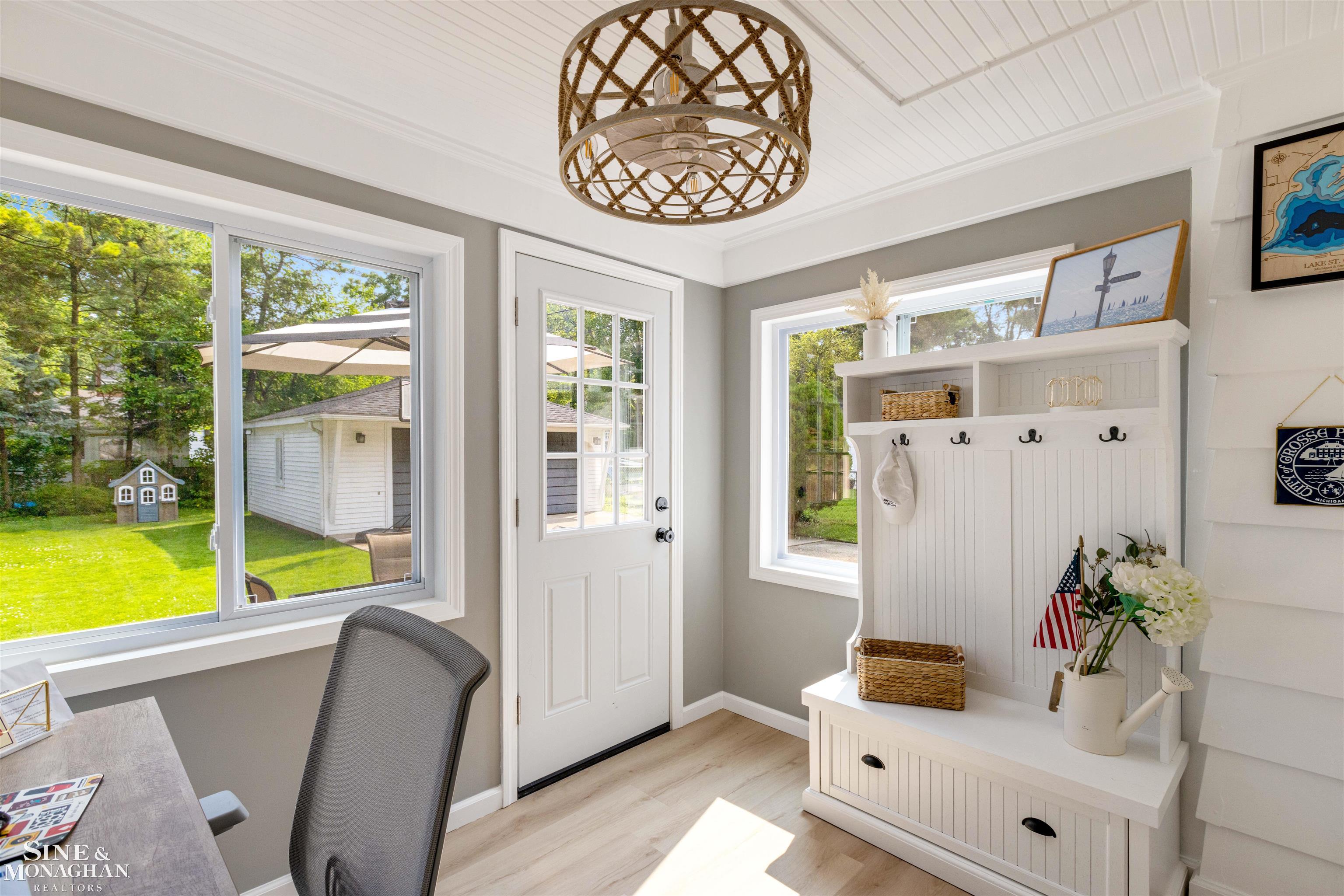 252 Kerby Road Grosse Pointe, MI 48236 - Photo 9 of 40 50146162-73456149-3e0f-4e17-ad68-9f6adc41b55a.JPG