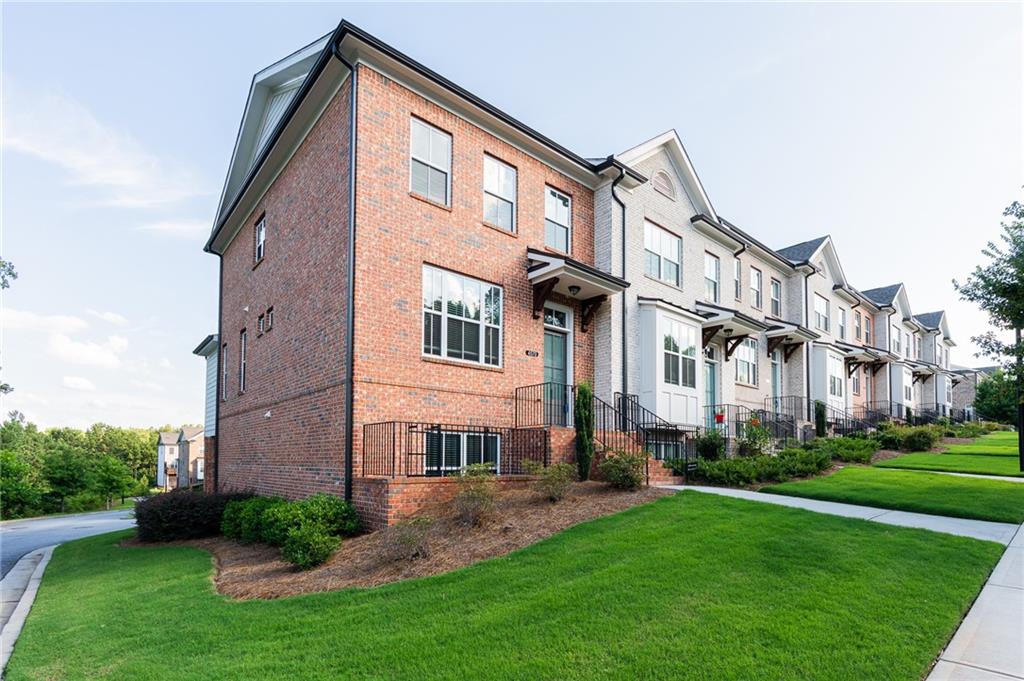 4570 Sims Park Suwanee, GA 30024 - Photo 1 of 41