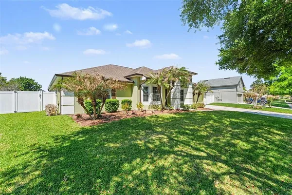 $465,000 | 122 Costa Loop, Auburndale, FL 33823