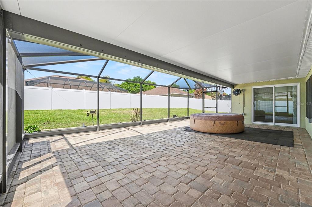 122 Costa Loop Auburndale, FL 33823 - Photo 28 of 30 a view of a house with a yard