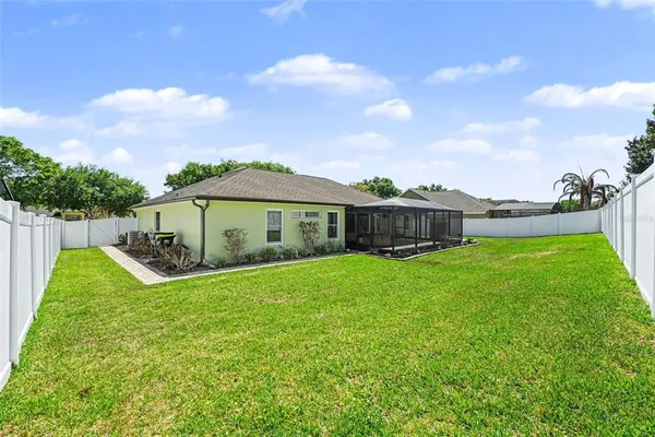 $465,000 | 122 Costa Loop, Auburndale, FL 33823