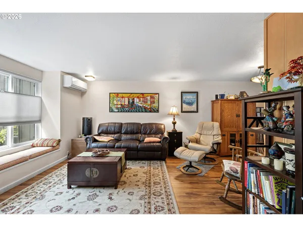 $345,000 | 150 Westbrook Way, Eugene, OR 97405