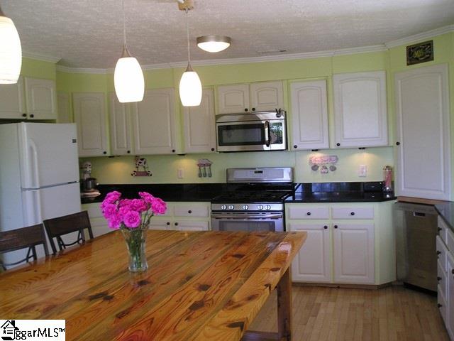 3235 Neely Ferry Road Laurens, SC 29360 - Photo 6 of 34