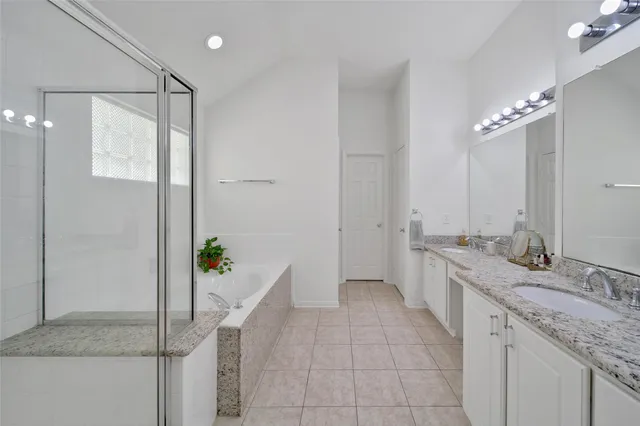 $410,000 | 67 North Veranda Ridge Drive, The Woodlands, TX 77382