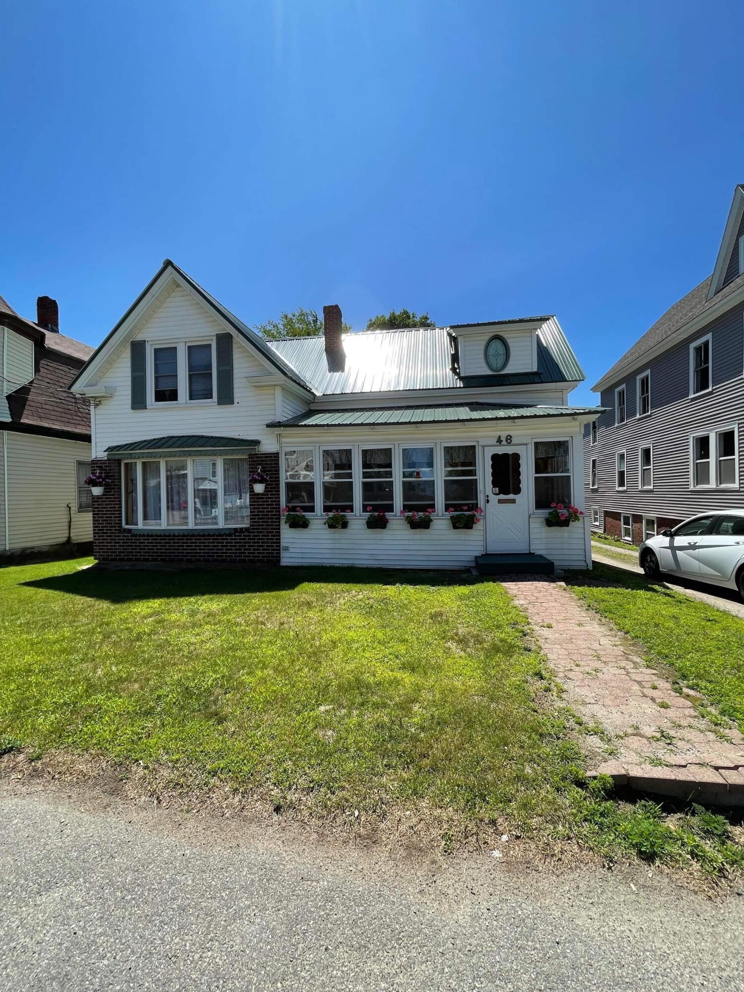 46 Central Street Millinocket, ME 04462 - Photo 2 of 18 IMG_7678