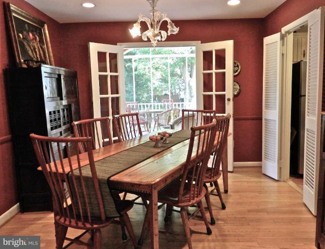 1914 Foxhall Road McLean, VA 22101 - Photo 6 of 9 Dining Room