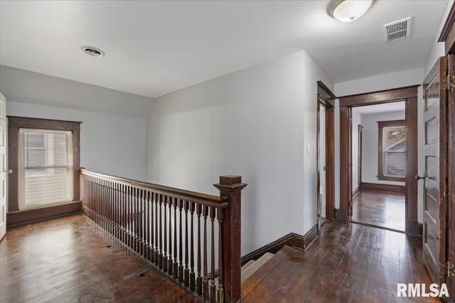 $169,000 | 1604 North Division Street, Davenport, IA 52804