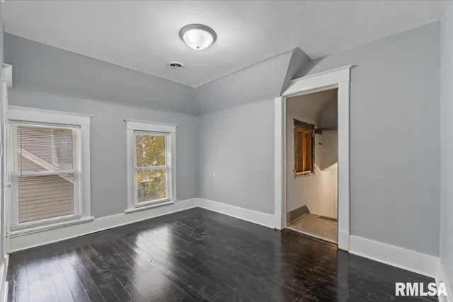 $169,000 | 1604 North Division Street, Davenport, IA 52804