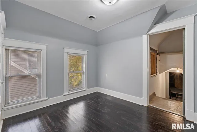 $169,000 | 1604 North Division Street, Davenport, IA 52804