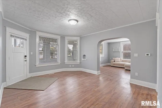 $169,000 | 1604 North Division Street, Davenport, IA 52804