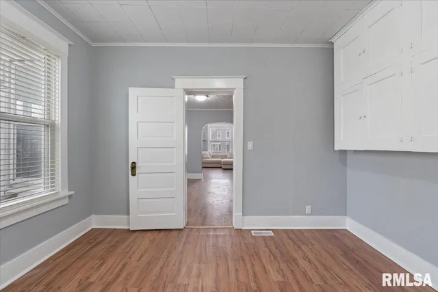 $169,000 | 1604 North Division Street, Davenport, IA 52804