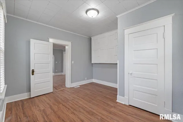 $169,000 | 1604 North Division Street, Davenport, IA 52804