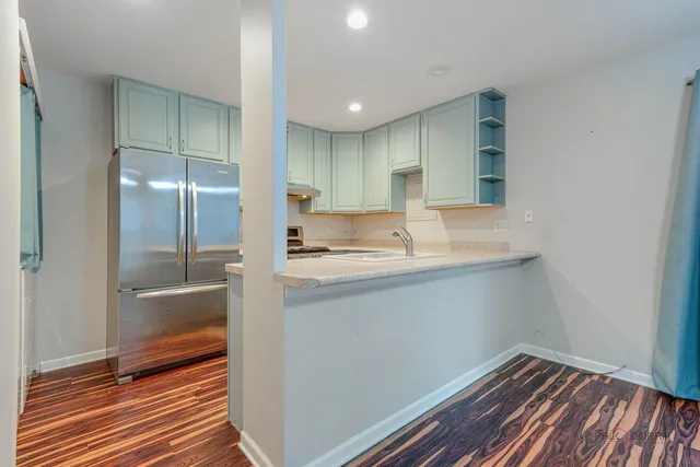 $244,750 | 1100 Oak Valley Drive, Unit 1100, Cary, IL 60013