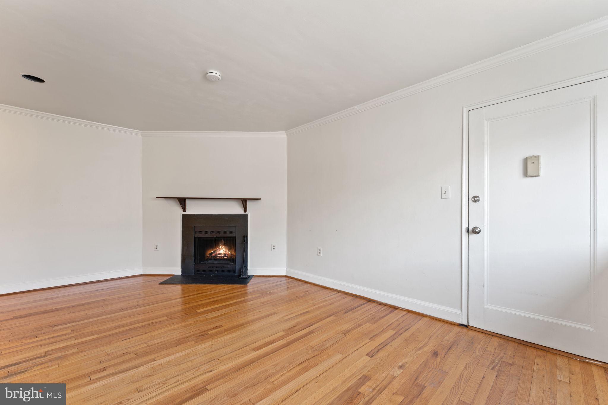 3827 Davis Place Northwest, Unit 5 Washington, DC 20007 - Photo 8 of 31