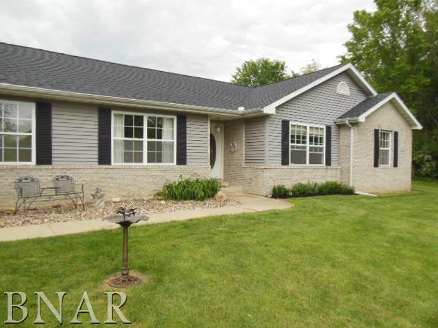 816 Kickapoo Drive Danvers, IL 61732 - Photo 2 of 30 Gallery Image 2
