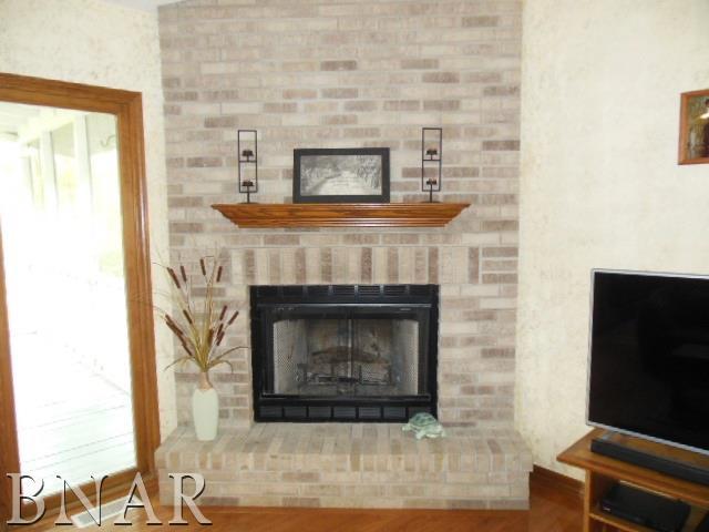 816 Kickapoo Drive Danvers, IL 61732 - Photo 5 of 30 Gallery Image 5