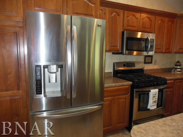816 Kickapoo Drive Danvers, IL 61732 - Photo 7 of 30 Gallery Image 7