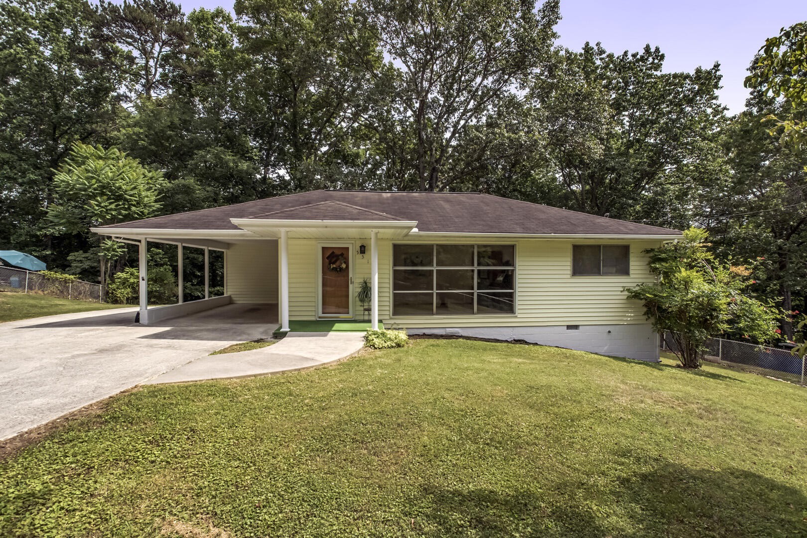 551 Foust Carney Road Powell, TN 37849 - Photo 1 of 26