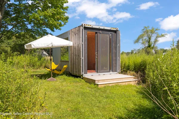 $3,850 | 718 Church Avenue, Germantown, NY 12526