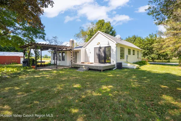 $3,850 | 718 Church Avenue, Germantown, NY 12526