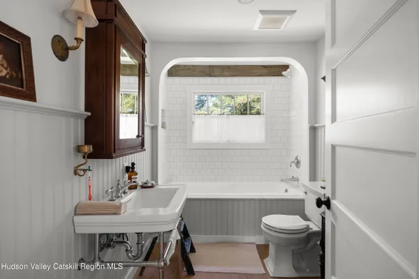 $3,850 | 718 Church Avenue, Germantown, NY 12526