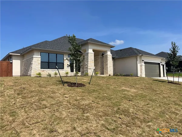 $699,990 | 2035 Grey Fox Drive, Nolanville, TX 76559