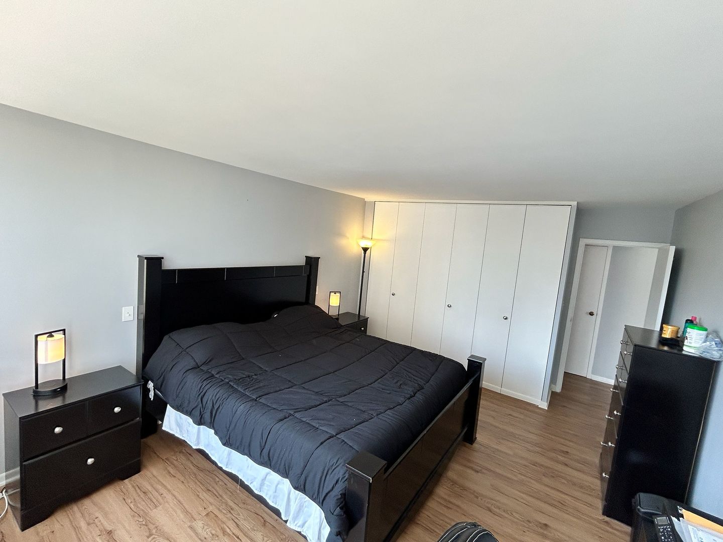 5757 North Sheridan Road, Unit 7D Chicago, IL 60660 - Photo 13 of 16