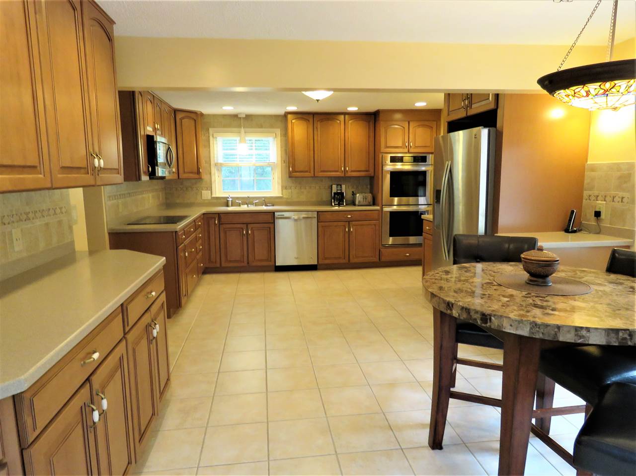 13 Daniel Road Derry, NH 03038 - Photo 12 of 40 Gallery Image 12