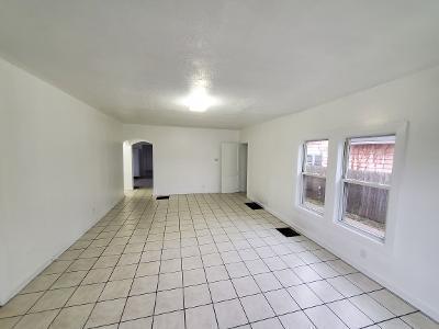 1426 Walnut Street Anderson, IN 46016 - Photo 5 of 17