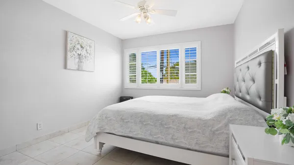 $165,000 | 400 South Cypress Road, Unit 428, Pompano Beach, FL 33060