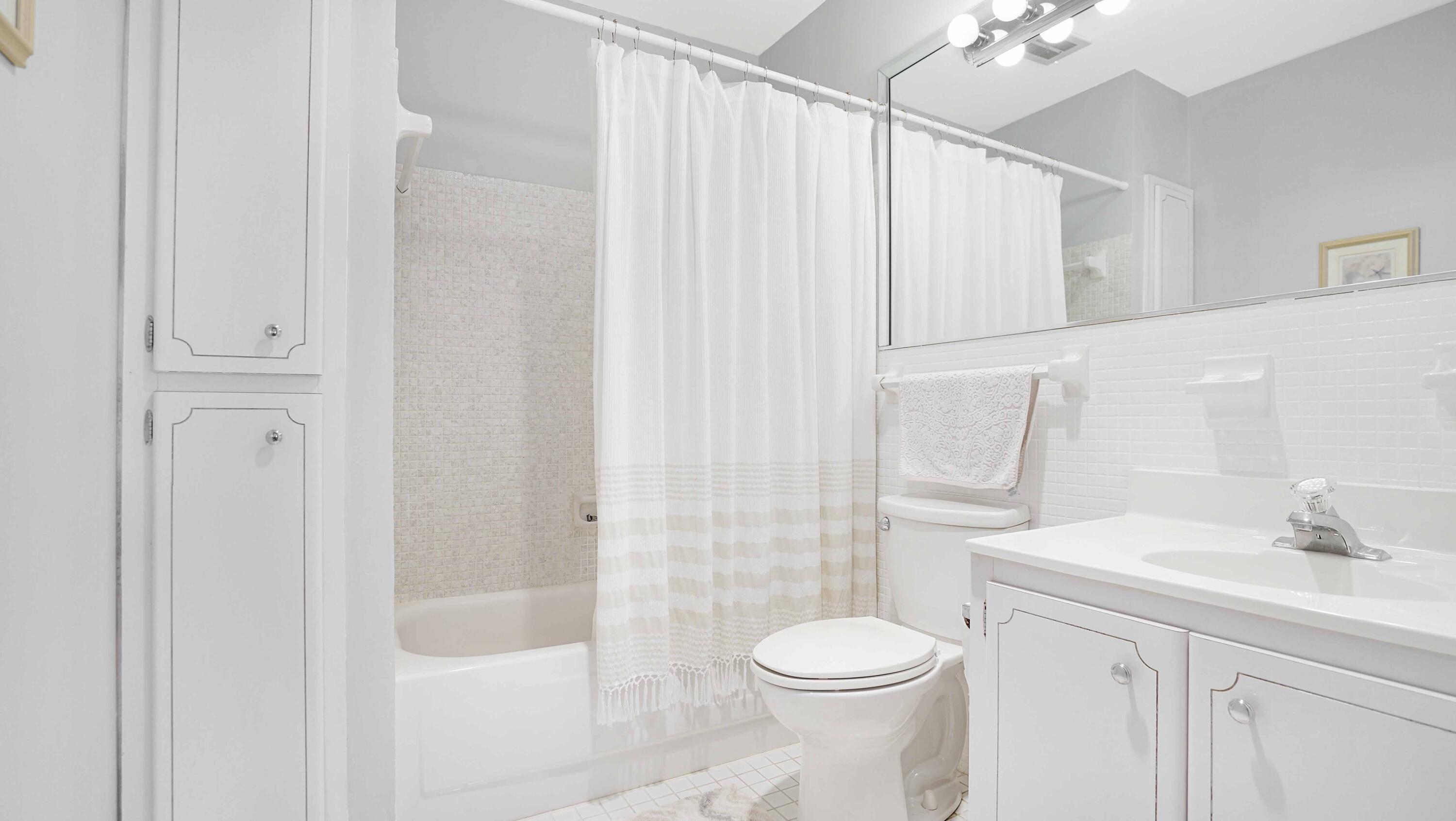 400 South Cypress Road, Unit 428 Pompano Beach, FL 33060 - Photo 17 of 23 DSC09642