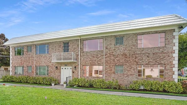 $165,000 | 400 South Cypress Road, Unit 428, Pompano Beach, FL 33060