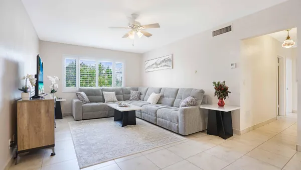 $165,000 | 400 South Cypress Road, Unit 428, Pompano Beach, FL 33060