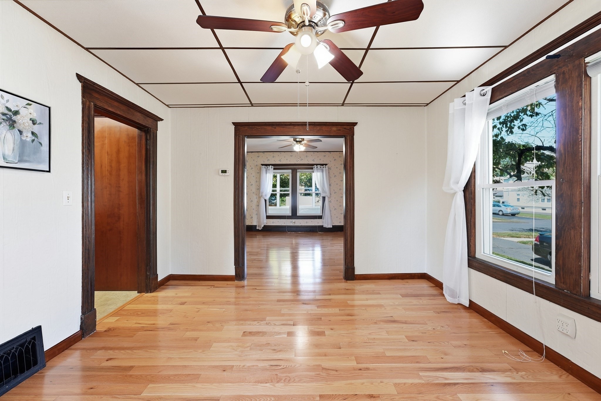 57 Maple Street West Springfield, MA 01089 - Photo 10 of 39 Gallery Image 10