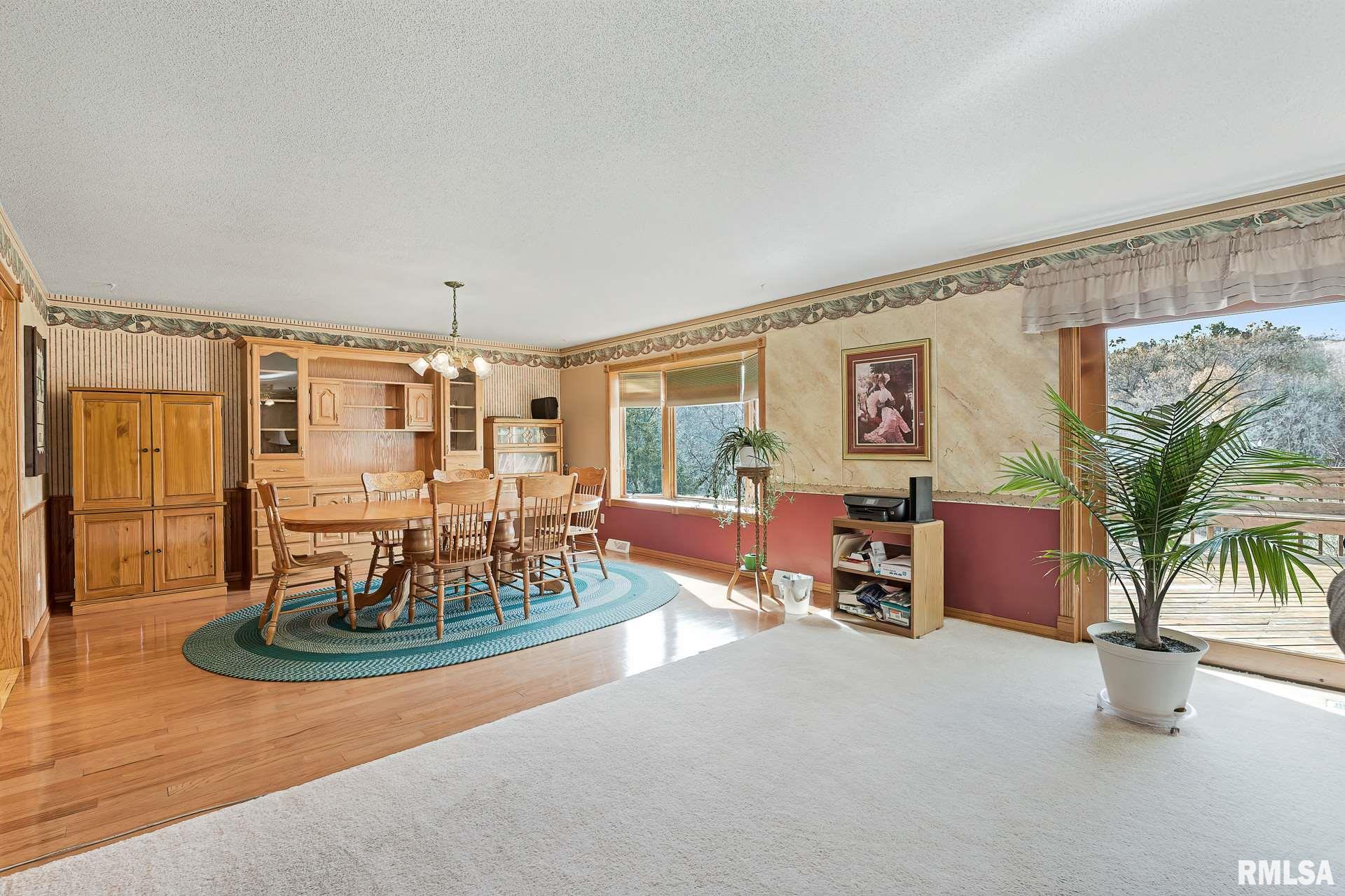 14287 Bellevue-Cascade Road Zwingle, IA 52079 - Photo 7 of 44 Gallery Image 7