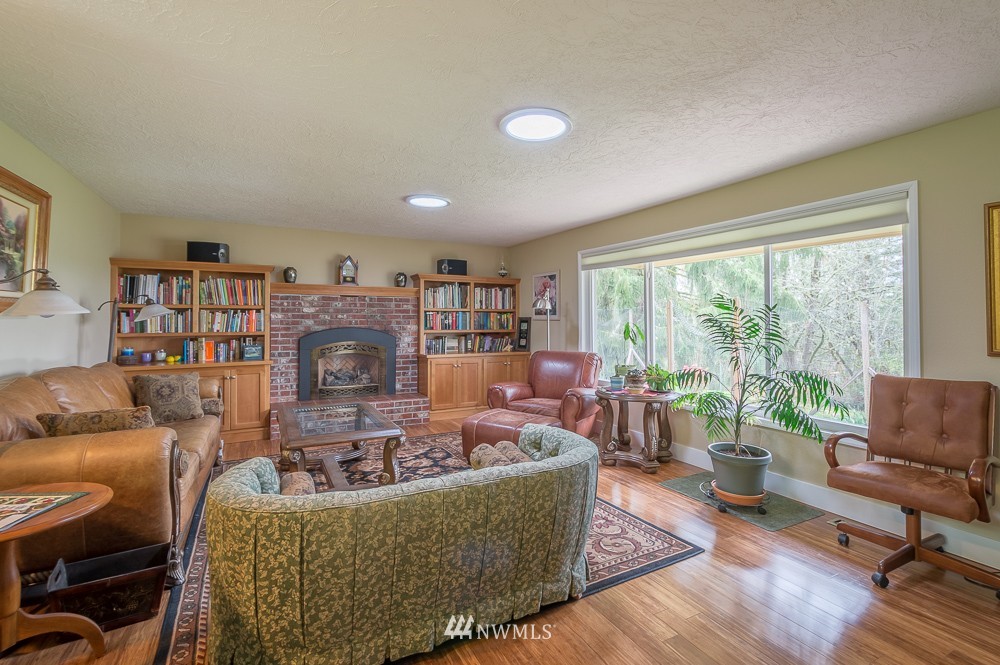 673 Oppelt Road Chehalis, WA 98532 - Photo 4 of 22
