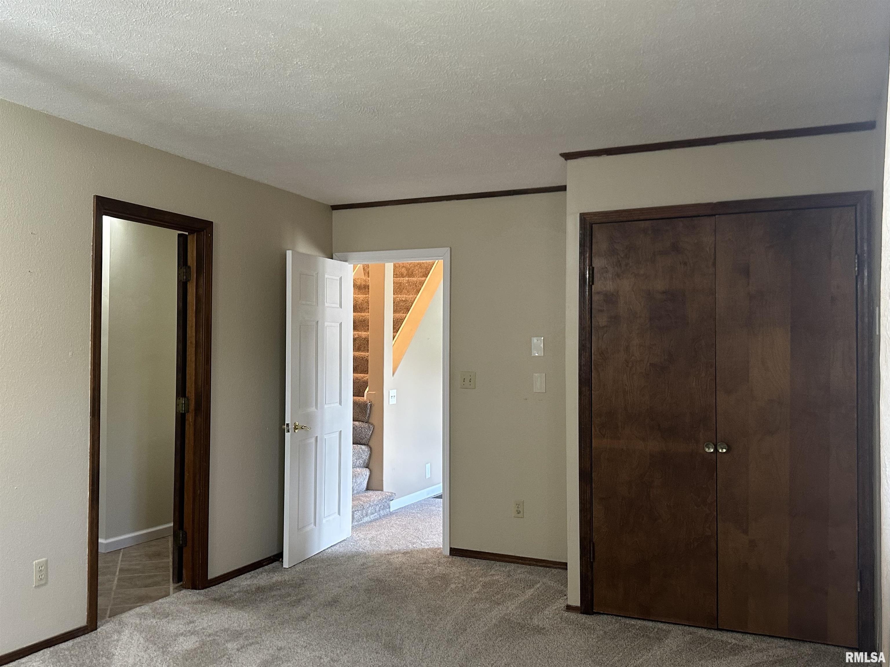 1994 Ladue Road Jacksonville, IL 62650 - Photo 25 of 66 Gallery Image 25