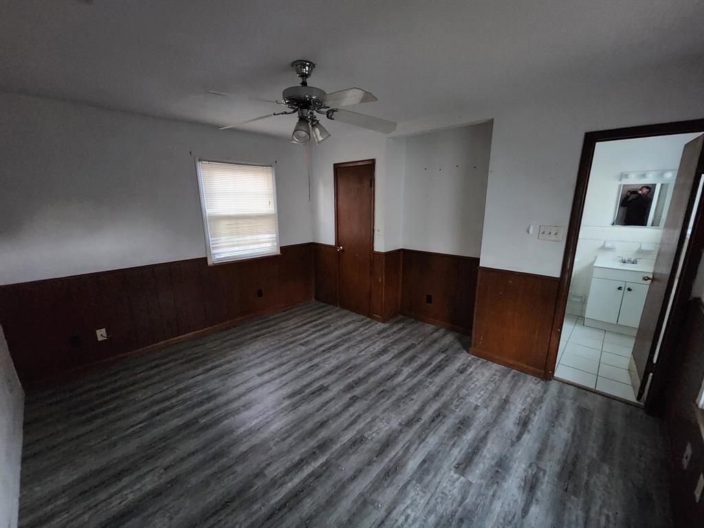 515 Jordan Lane Arlington, TX 76012 - Photo 2 of 6