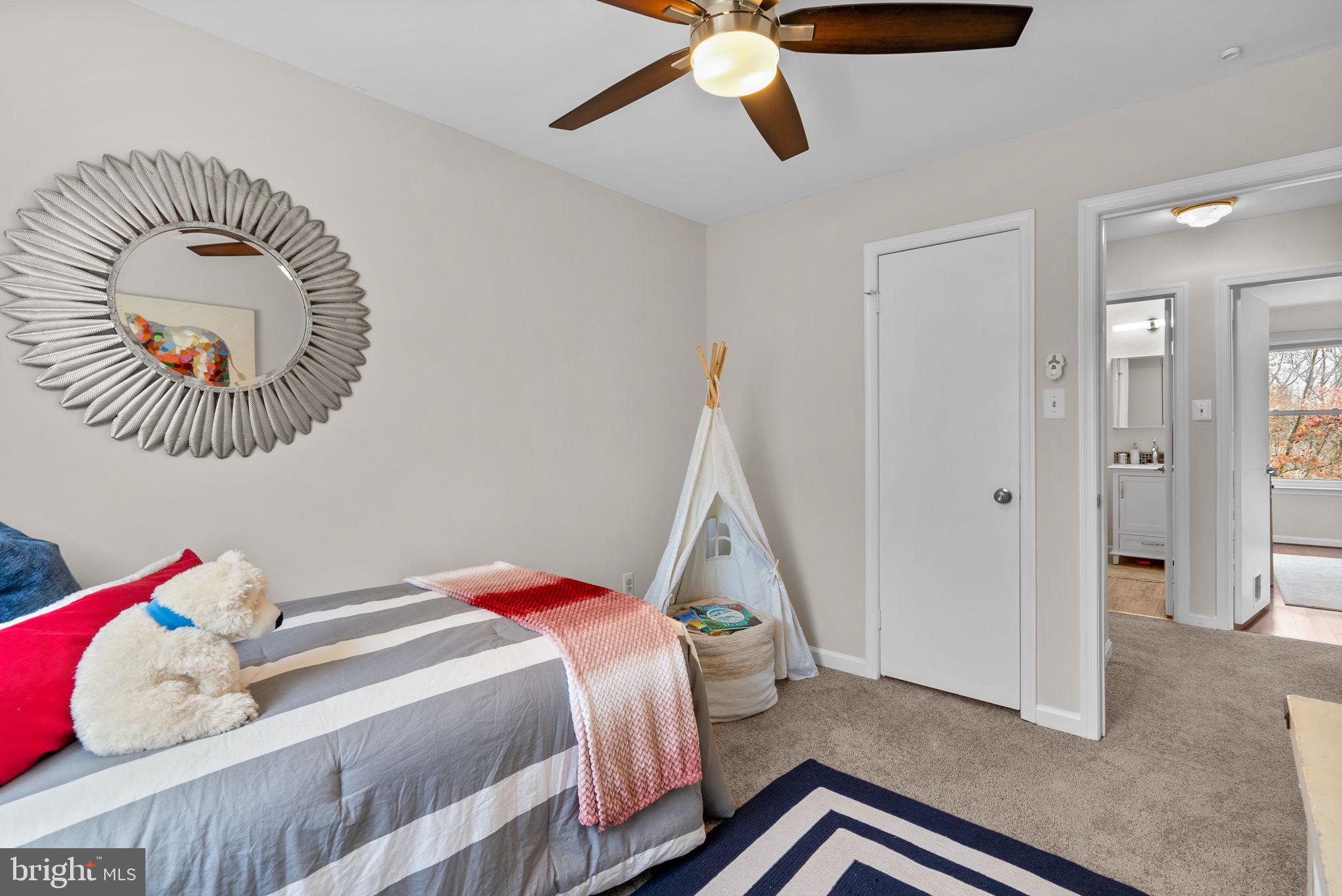 24221 Welsh Road Gaithersburg, MD 20882 - Photo 32 of 43 Gallery Image 32