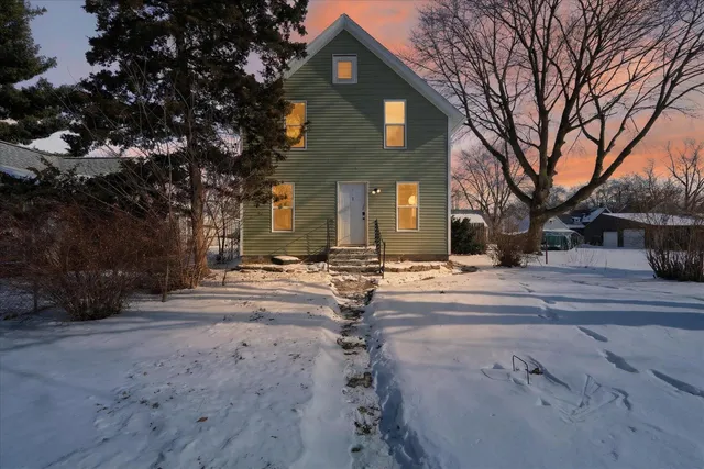$210,000 | 1019 Hackett Street, Beloit, WI 53511