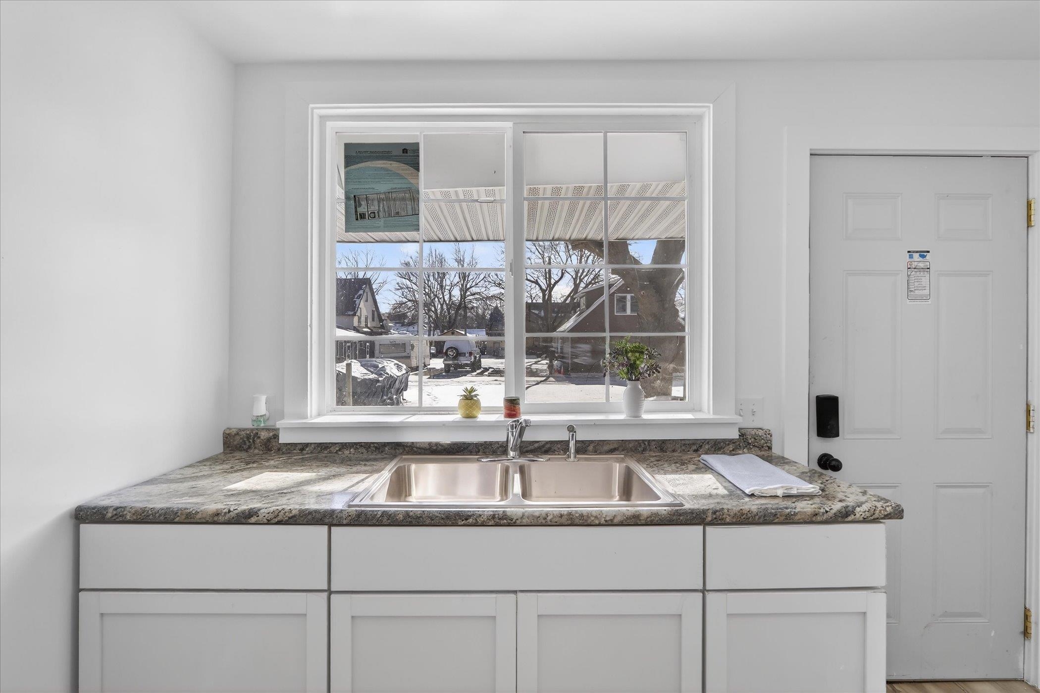 1019 Hackett Street Beloit, WI 53511 - Photo 23 of 59