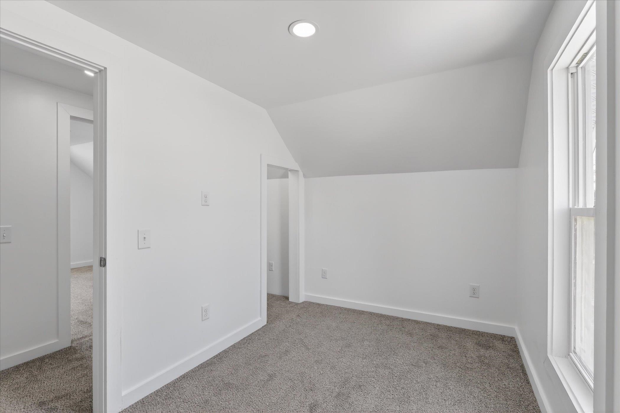 1019 Hackett Street Beloit, WI 53511 - Photo 28 of 59