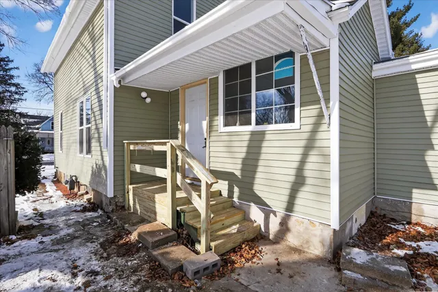 $210,000 | 1019 Hackett Street, Beloit, WI 53511