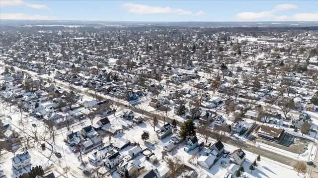 $210,000 | 1019 Hackett Street, Beloit, WI 53511