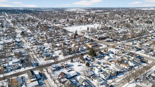 $210,000 | 1019 Hackett Street, Beloit, WI 53511