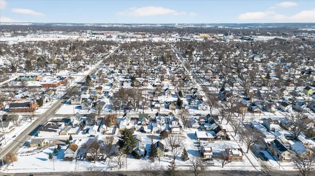 $210,000 | 1019 Hackett Street, Beloit, WI 53511