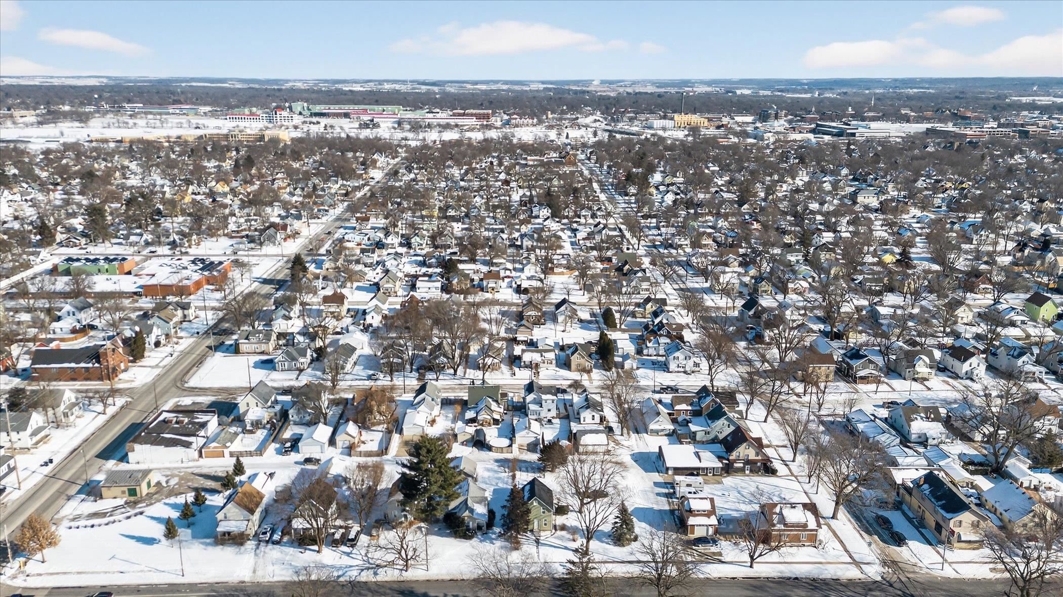 1019 Hackett Street Beloit, WI 53511 - Photo 47 of 59