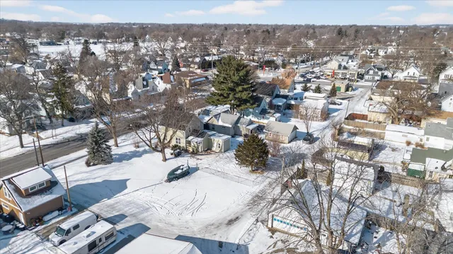 $210,000 | 1019 Hackett Street, Beloit, WI 53511