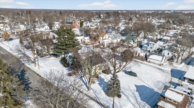 $210,000 | 1019 Hackett Street, Beloit, WI 53511